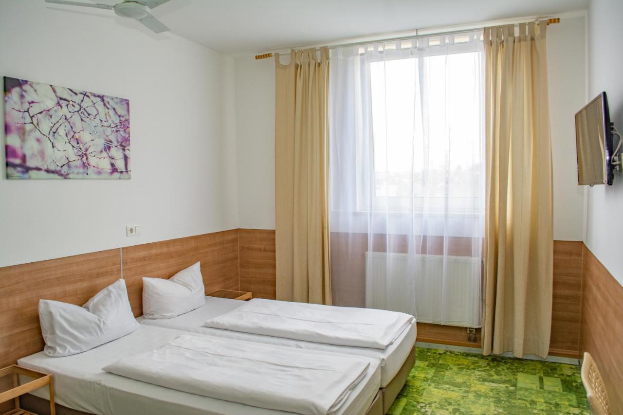 24Seven Apartments - Self Check-In Альтдорф Экстерьер фото
